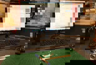 TH Zipper 2D drawing on computer