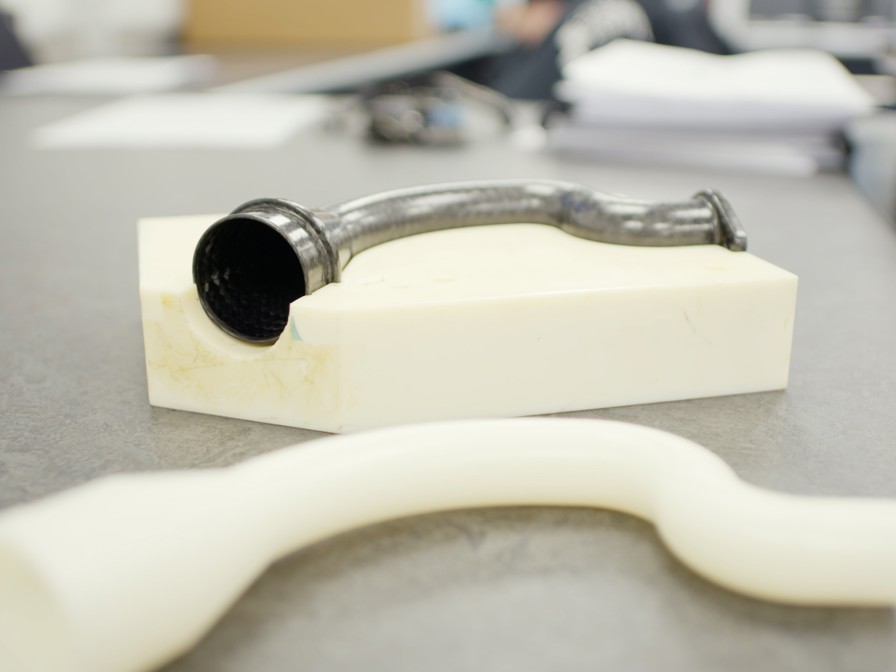 Elements of the internal mandrels such as the composite material being easily wrapped around the mandrel and then extracted just isn’t possible using traditional tooling methods