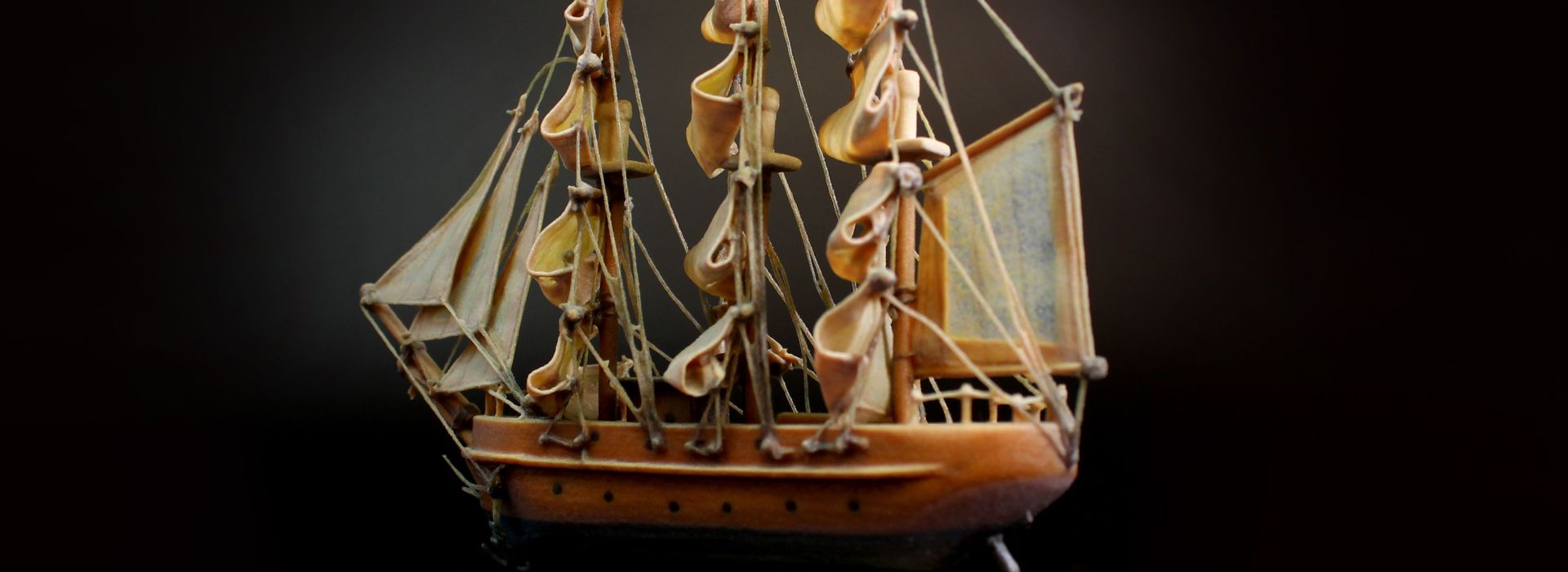Mayflower Ship   WSS   black background 1   1 