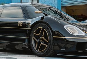 Radford Motors makes low-volume, highly customized specialty automobiles. Part of the company's recipe for success includes the unique materials, tool-less production and agile capabilities of additive manufacturing.