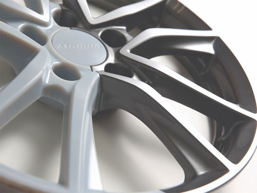 Wheel prototype model printed by Objet Eden500V: divided into few pieces and assembled.